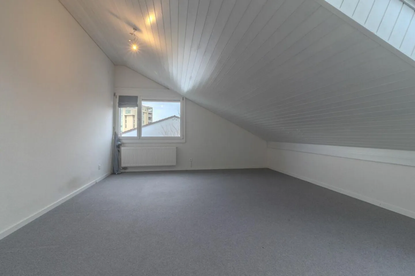 4.5 Z' Penthouse - ici tout le confort attend votre famille et vous - Photo 10 sur 13