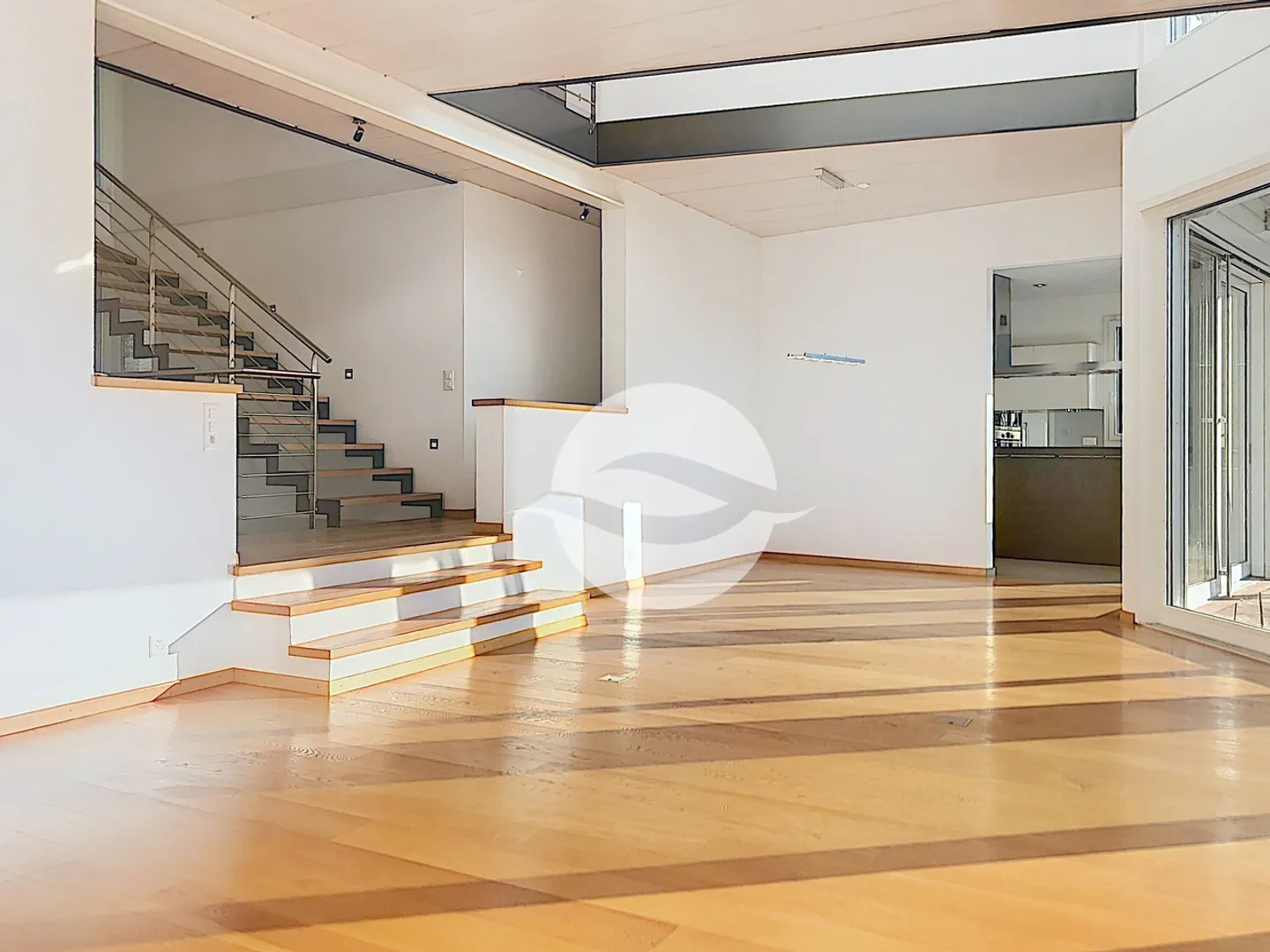 Magnificent individual villa with swimming pool - Photo 5 of 20