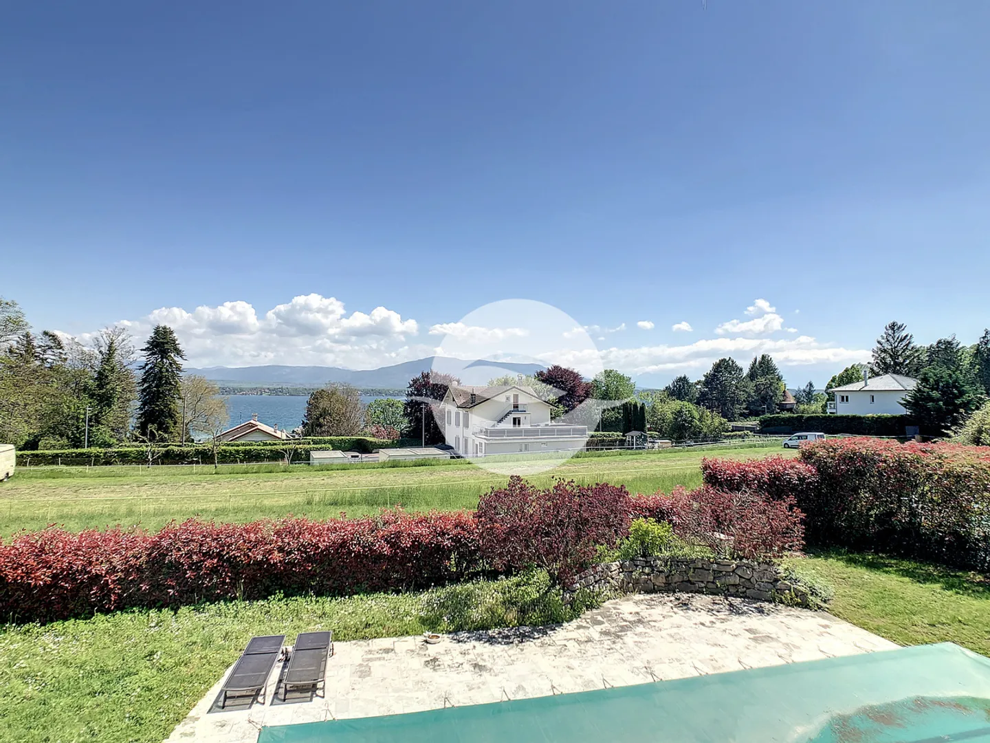 Magnificent individual villa with swimming pool - Photo 12 of 20