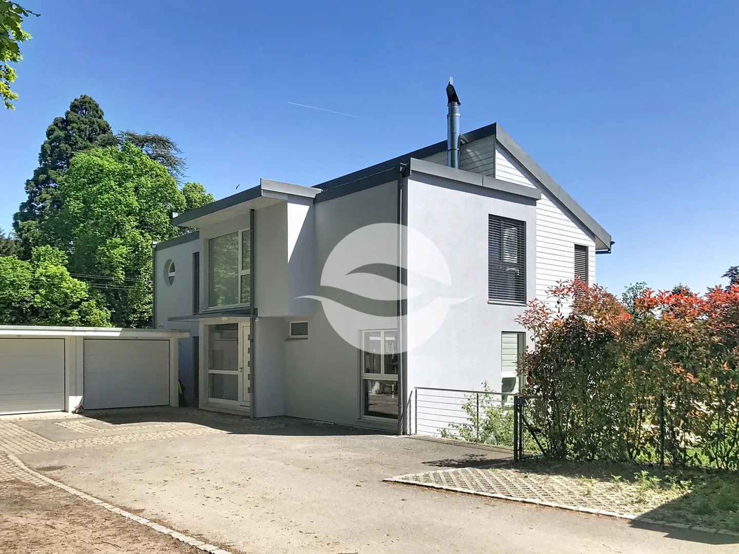 Magnificent individual villa with swimming pool - Photo 20 of 20