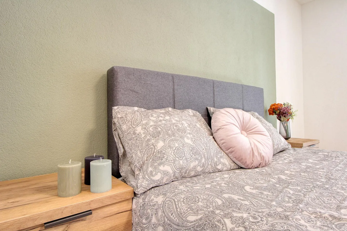 Furnished Room in Prime Location - Photo 3 of 15