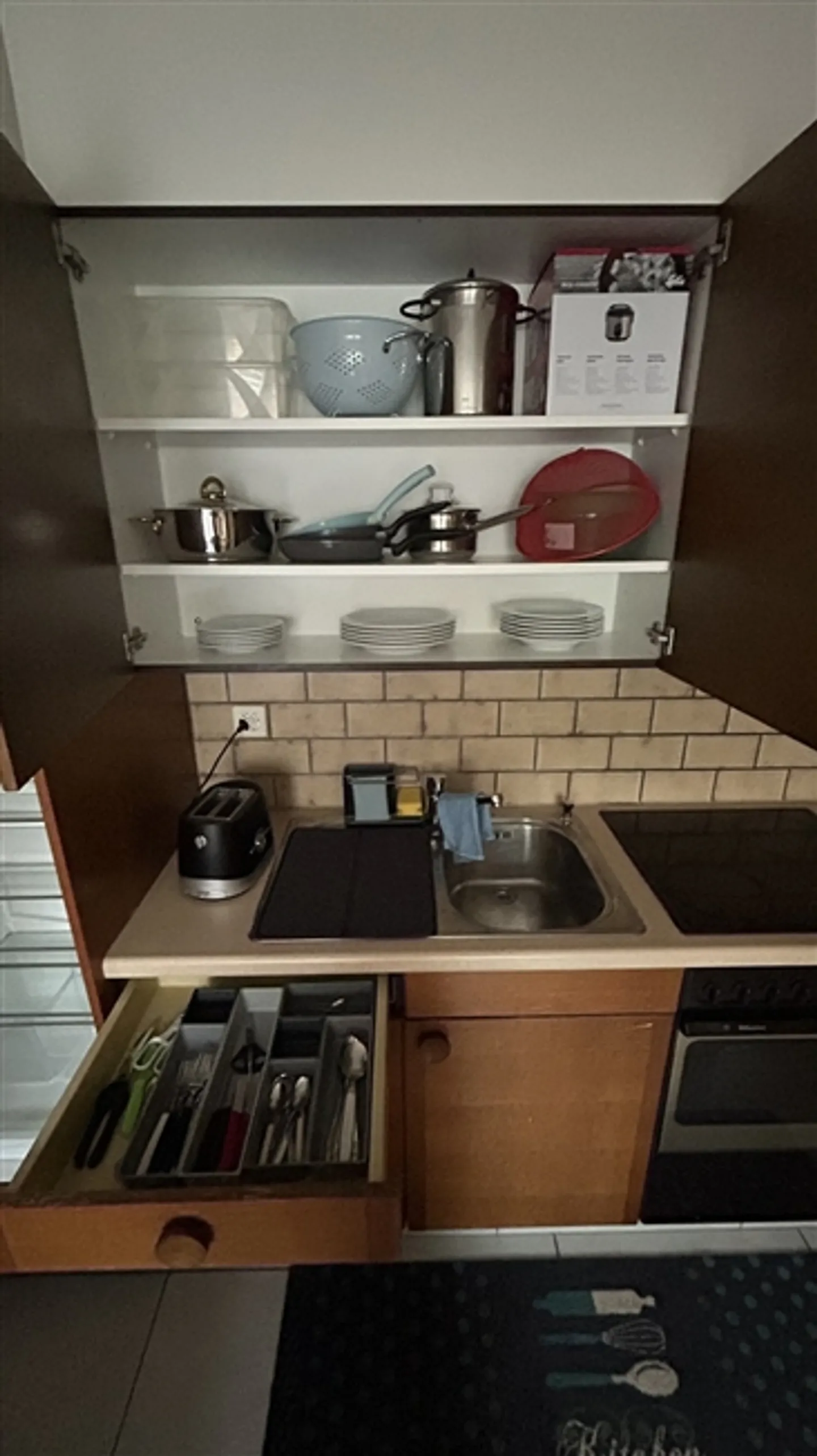 Bright, modern studio with balcony and garden access | Minutes from Zurich HB - Photo 6 of 12