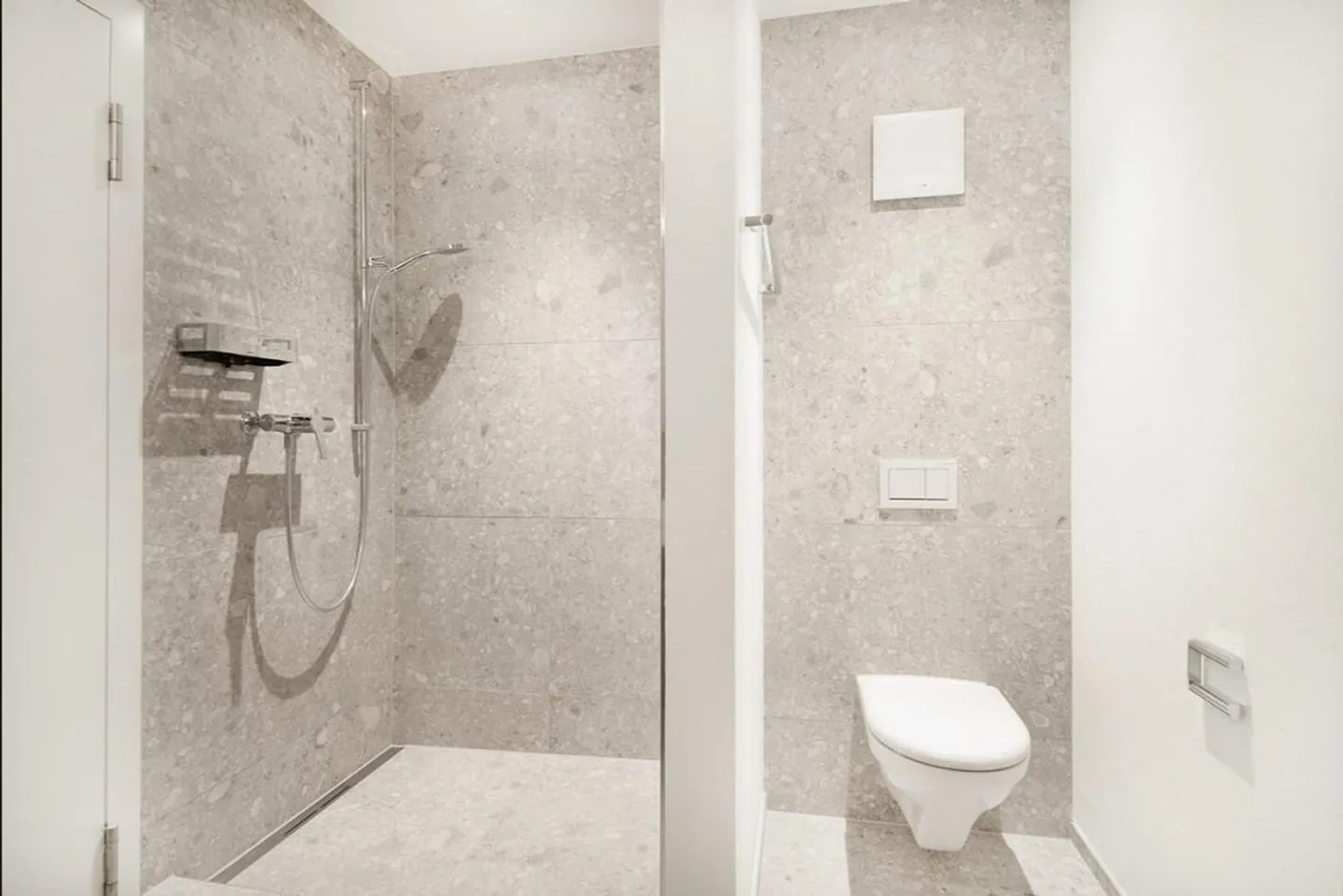 Incantevole maisonette di 3,5 stanze in un edificio storico - Foto 8 di 13