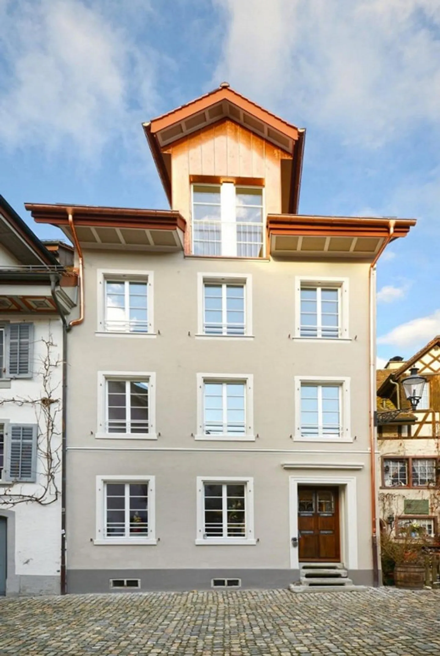 Incantevole maisonette di 3,5 stanze in un edificio storico - Foto 2 di 13