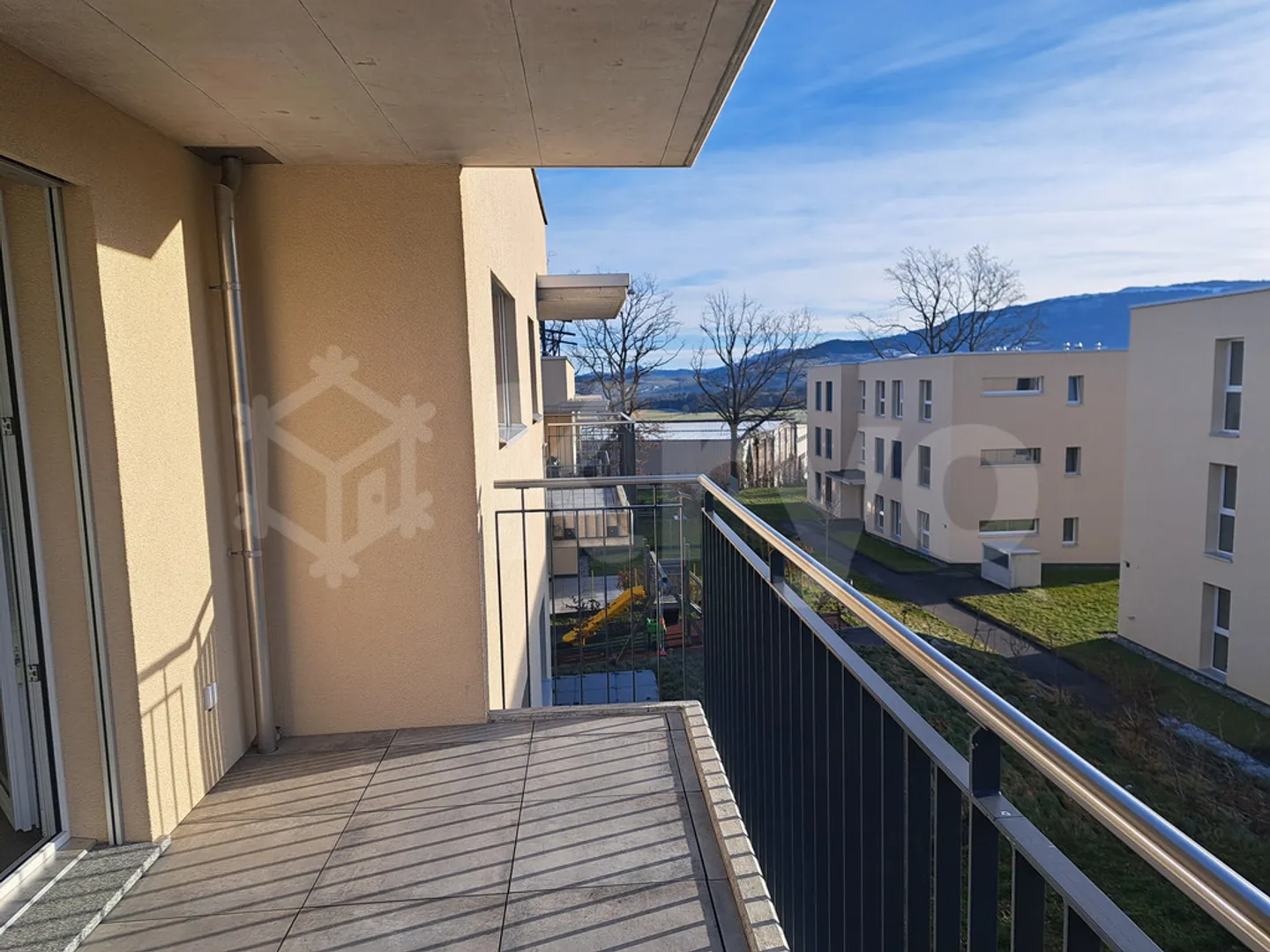 Prächtiges 2.5-Zimmer-Wohnung mit Aussicht - Foto 3 von 4