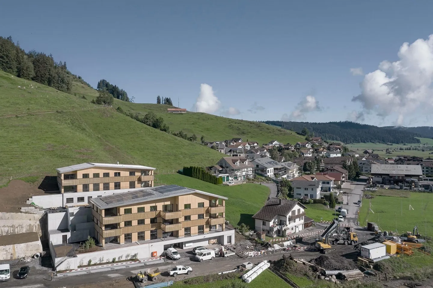 Modern 3.5 Room Apartment, No. A-01 - Photo 1 of 7