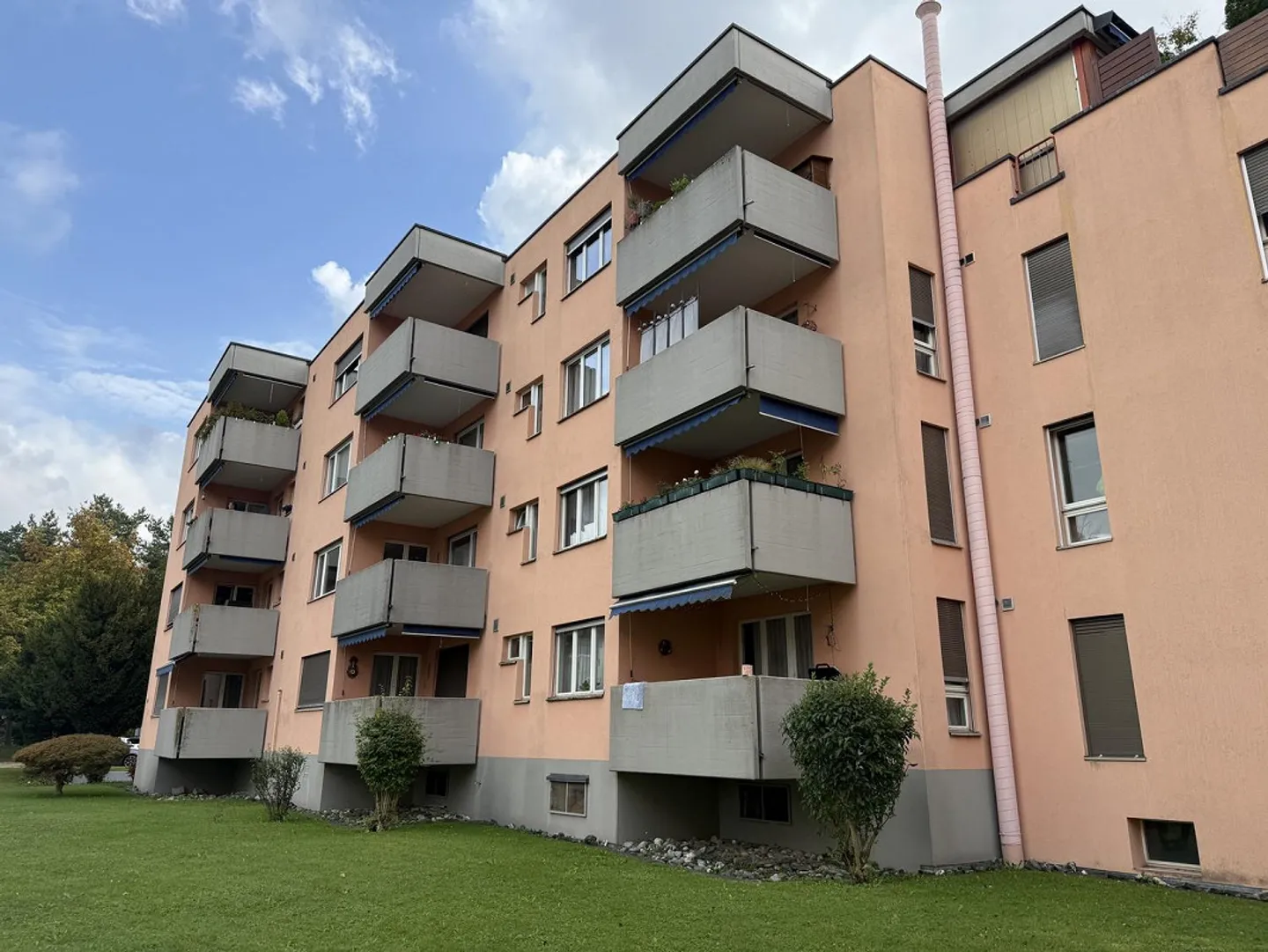 Gemütliche 3.5-Zimmerwohnung mit Cheminée - Foto 1 von 6