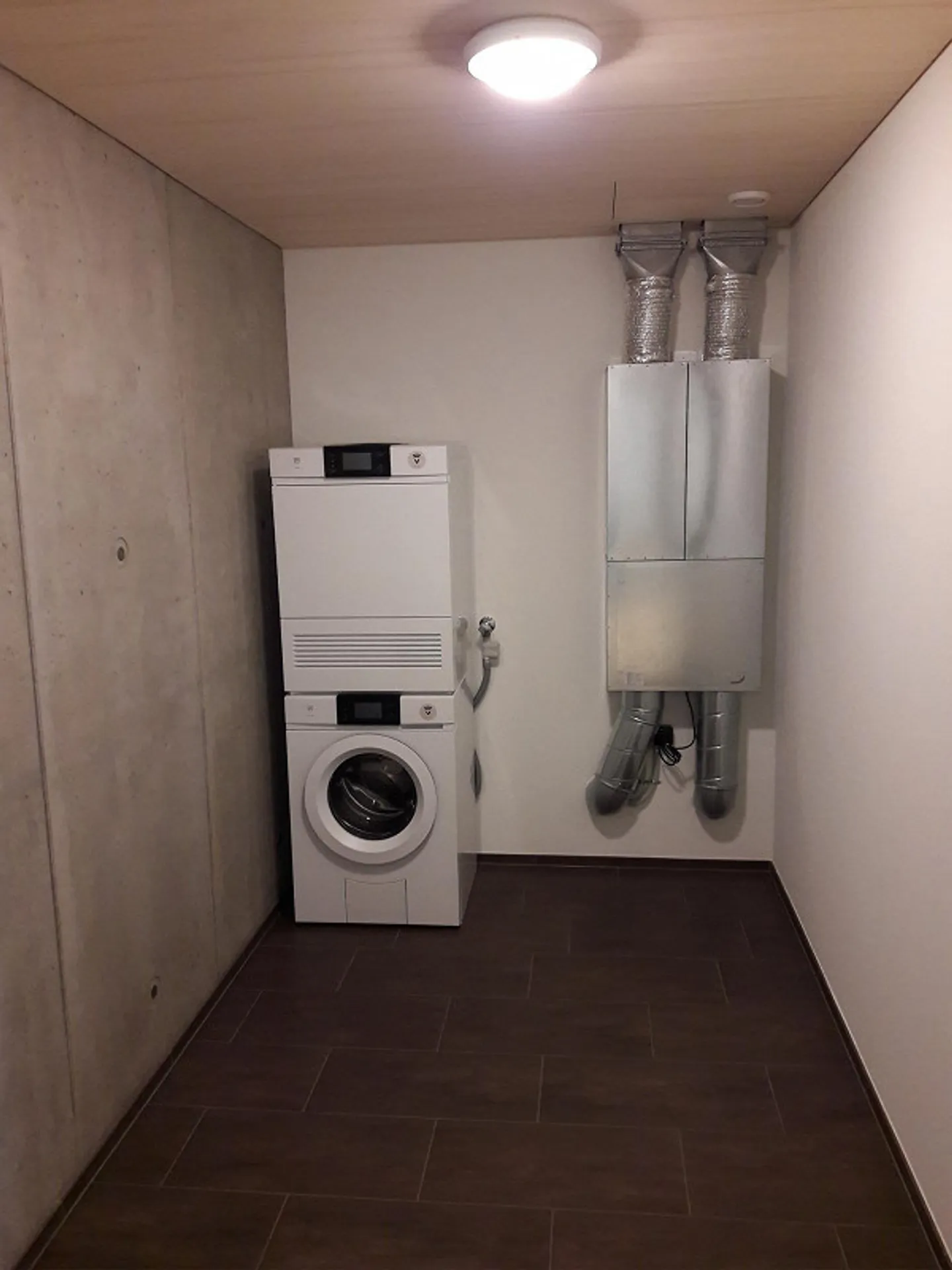 Modern 3.5 Room Apartment, No. A-01 - Photo 5 of 7