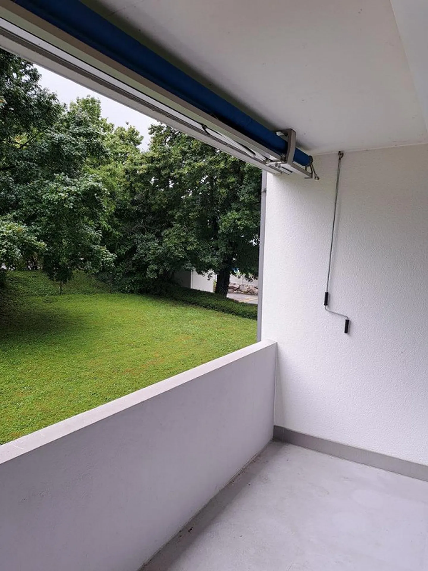 Appartamento luminoso con vista sul verde - Foto 8 di 9