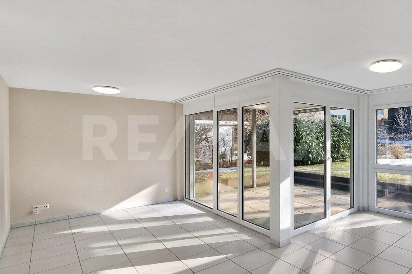 3.5 Zi Garten-WHG als Büro, Praxis, Atelier, gedeckter Sitzplatz, n... - Foto 4 von 12