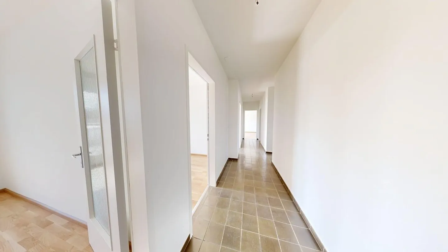 Apartment for rent - Photo 2 of 10