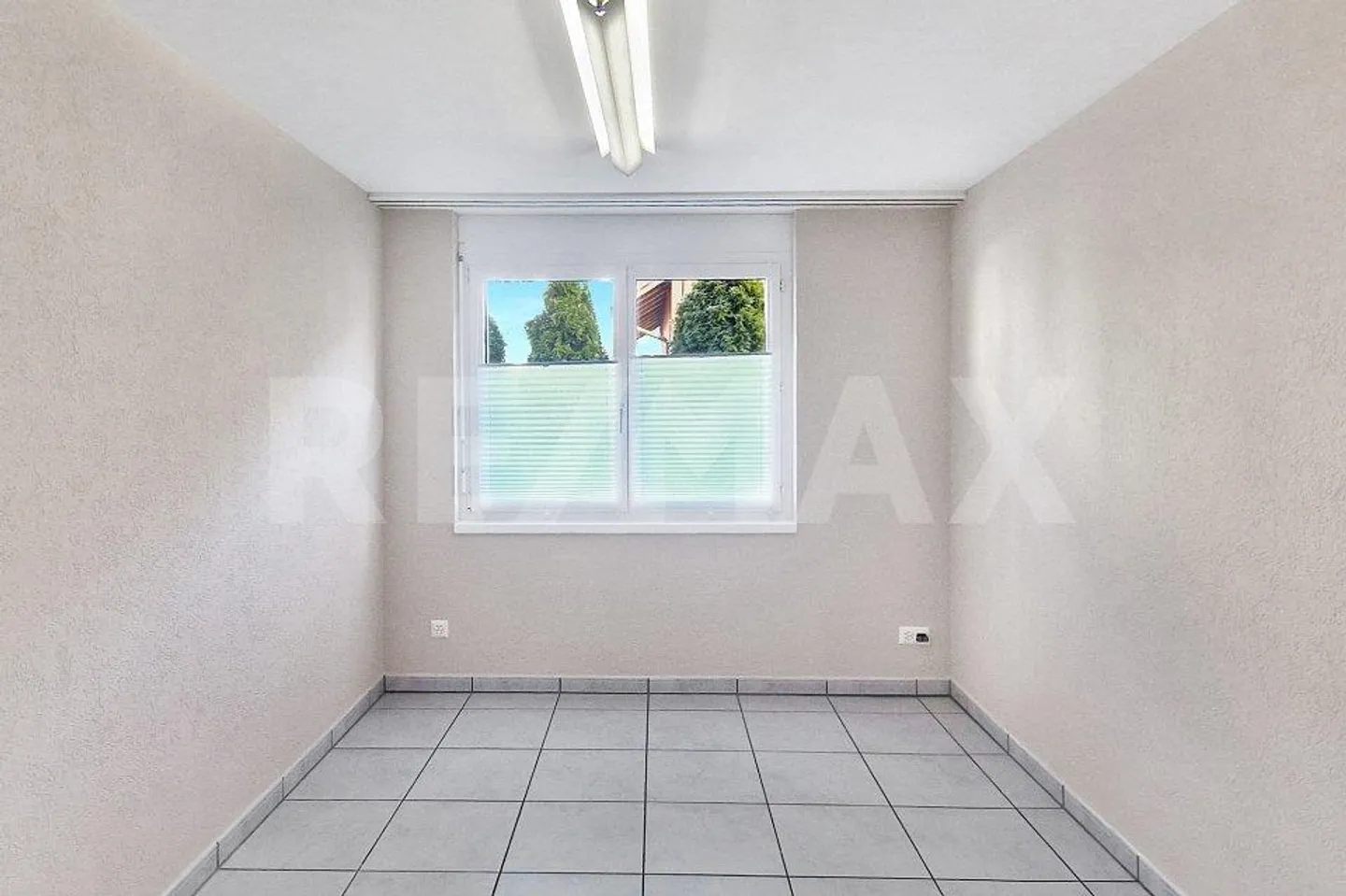 3.5 Zi Garten-WHG als Büro, Praxis, Atelier, gedeckter Sitzplatz, n... - Foto 9 von 12