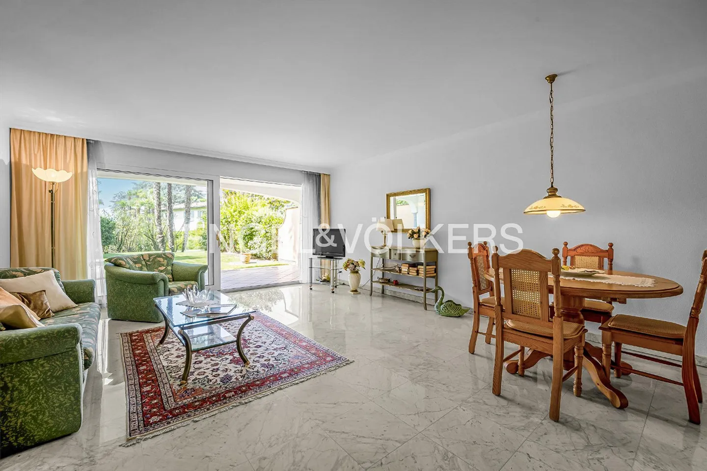 Mediterranean Garden Apartment in the Heart of Ascona (13) - Photo 3 of 11