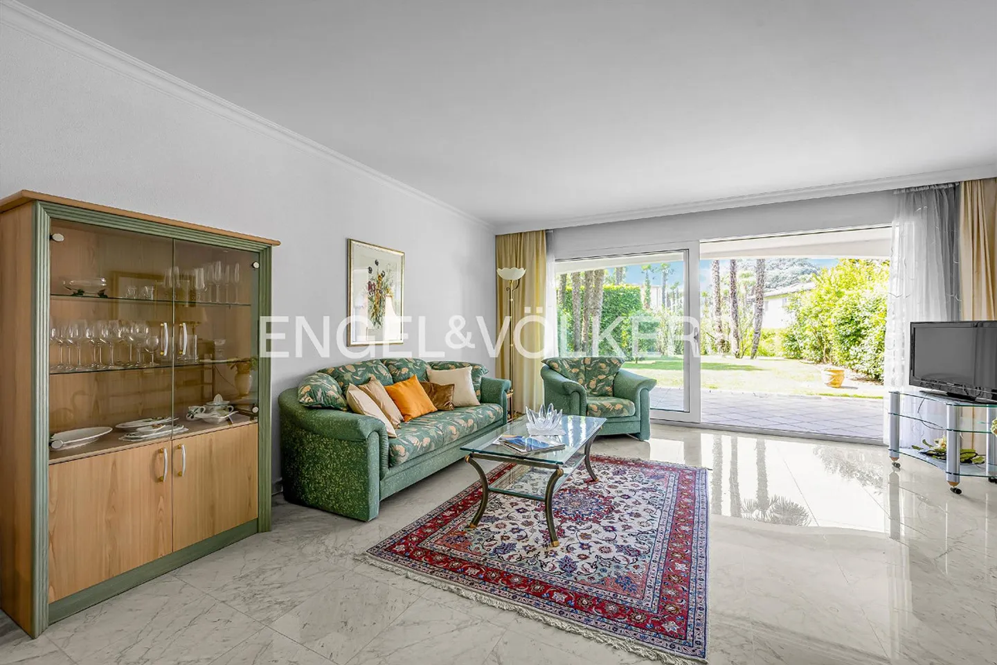 Mediterranean Garden Apartment in the Heart of Ascona (13) - Photo 4 of 11