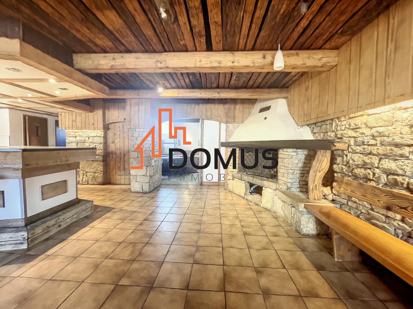 Edificio Misto a Breuleux - Foto 5 di 7