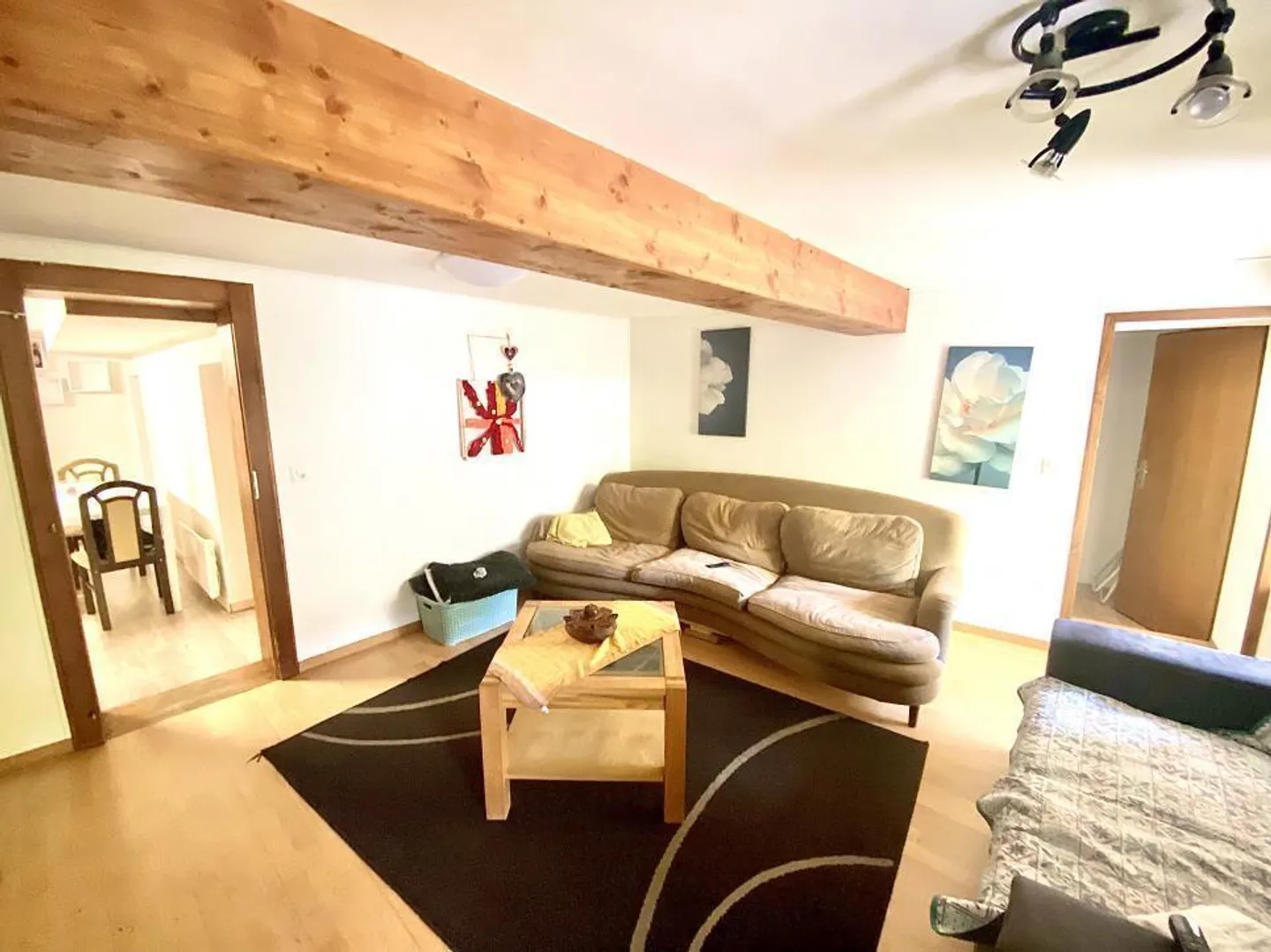 Bel appartement de 5,5 pièces avec charme - Photo 2 sur 13