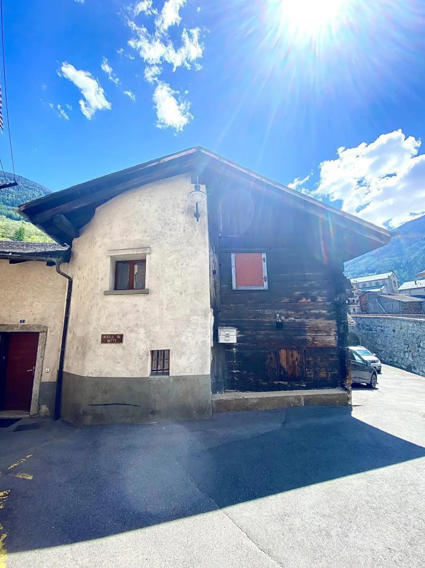 Bel appartement de 5,5 pièces avec charme - Photo 12 sur 13