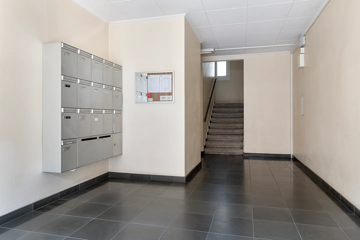 Appartement 6 pièces - Photo 3 sur 5