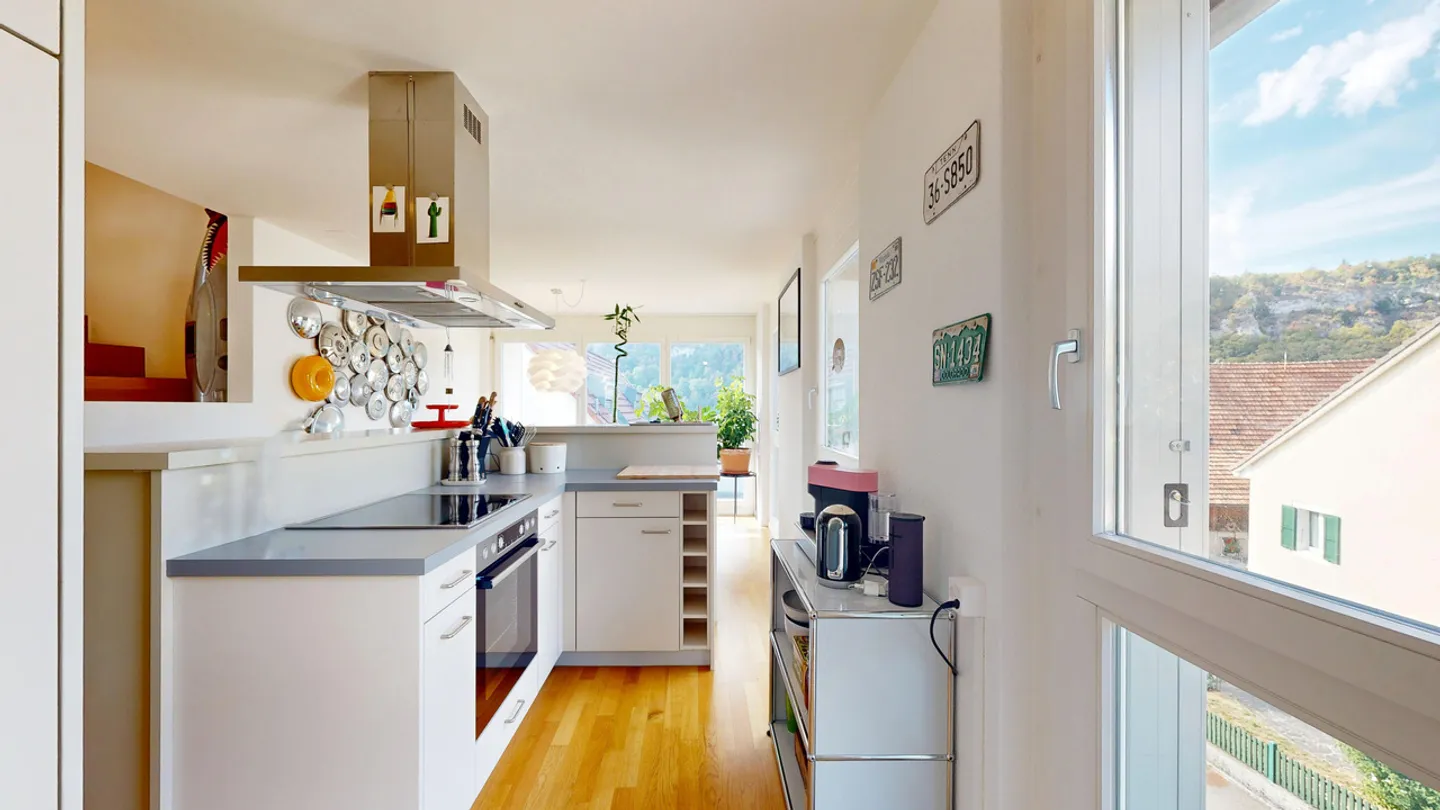 Beautiful 4.5-room maisonette apartment with carport - Photo 1 of 15