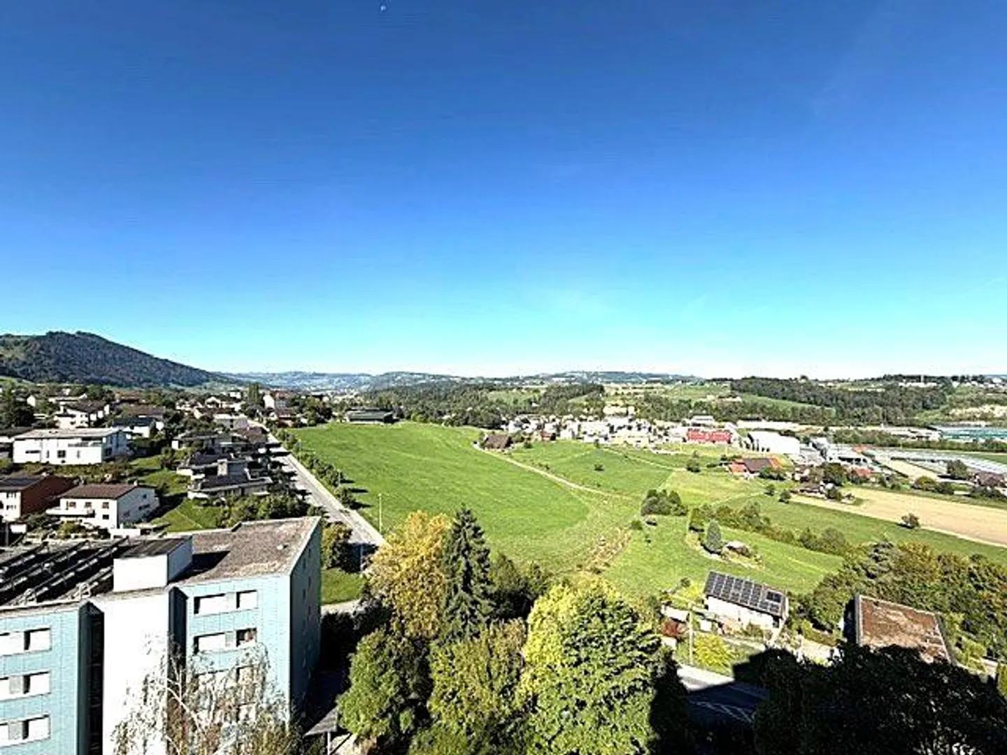 Vivere con vista vicino al centro - Foto 2 di 13