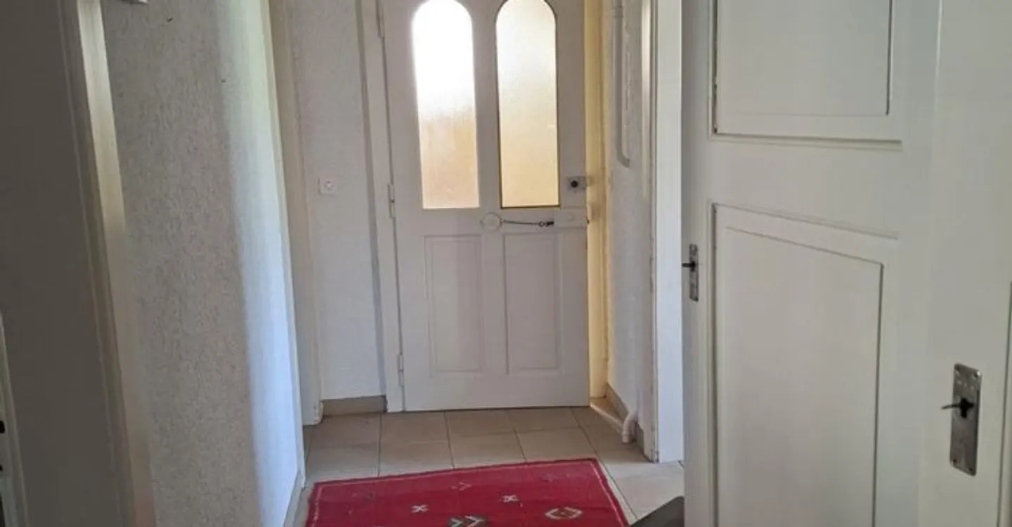 Charming Apartment in Tramelan - Photo 2 of 9