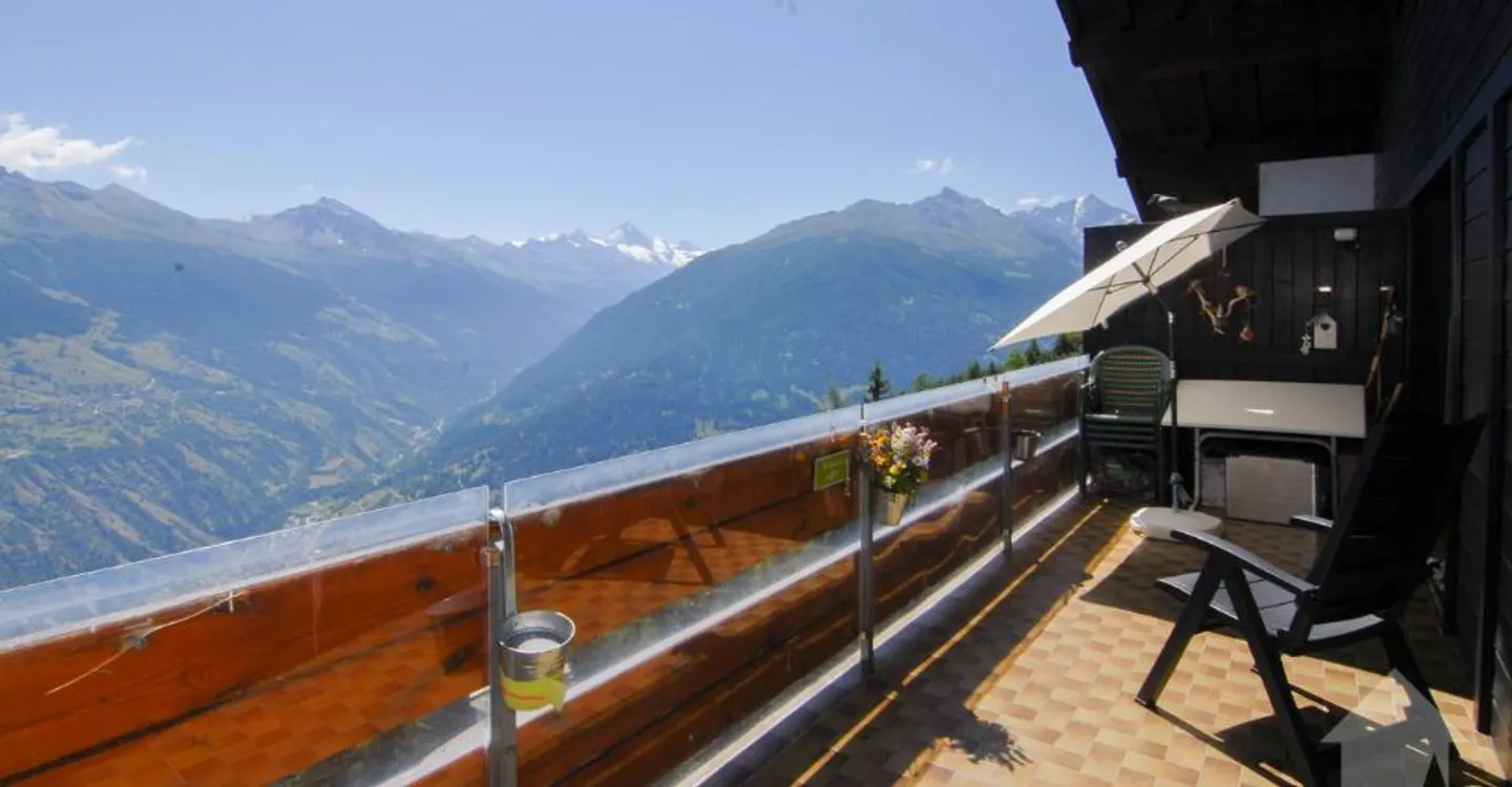 Chalet spazioso con vista montagne - Foto 6 di 12