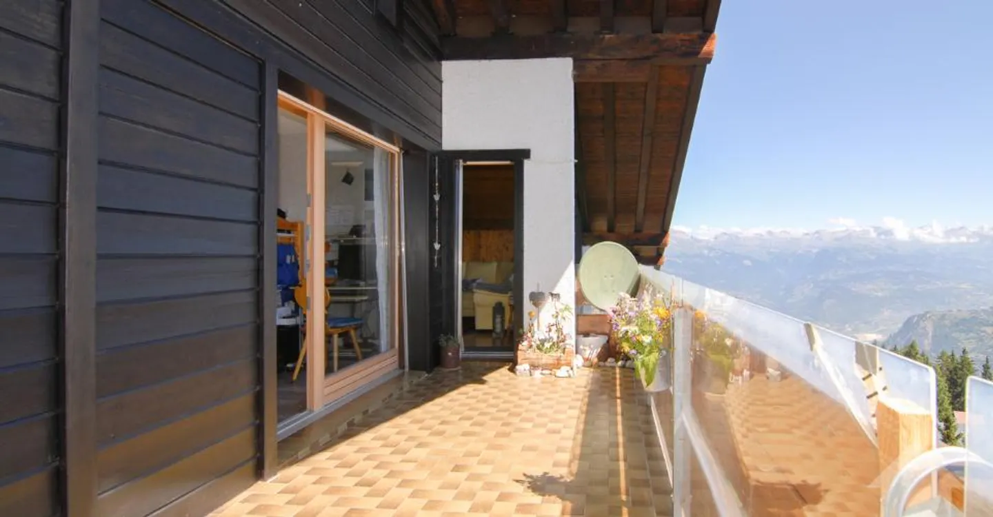 Chalet spazioso con vista montagne - Foto 7 di 12