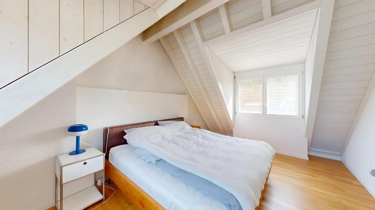 Beautiful 4.5-room maisonette apartment with carport - Photo 12 of 15
