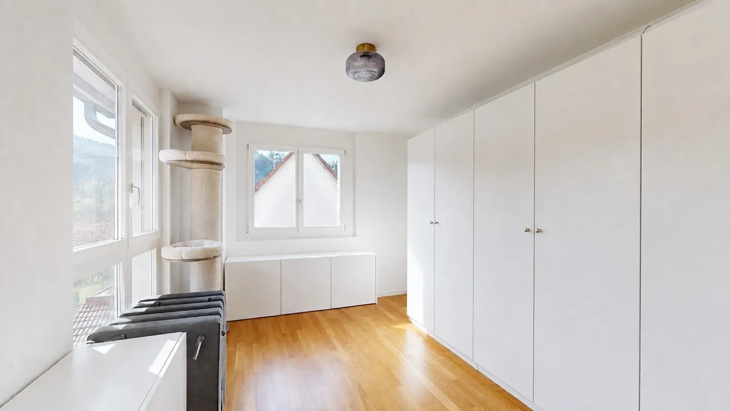 Beautiful 4.5-room maisonette apartment with carport - Photo 7 of 15