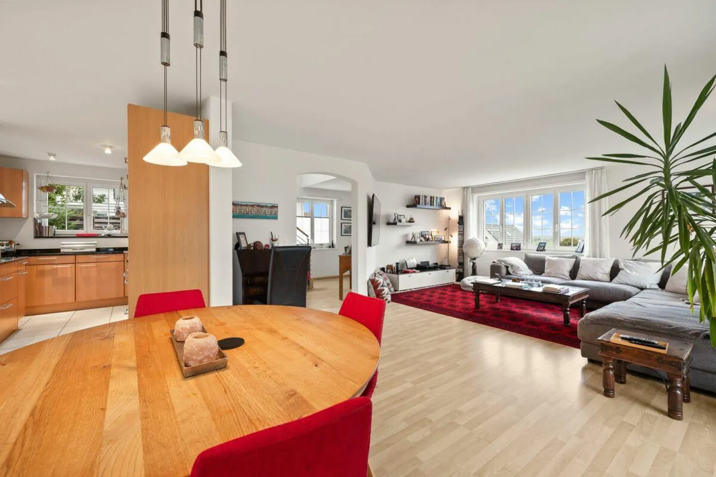 Your Oasis of Well-Being in Zeiningen. - Photo 6 of 24