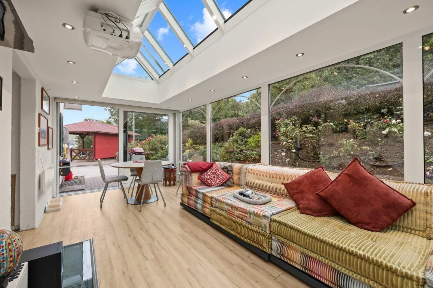 Your Oasis of Well-Being in Zeiningen. - Photo 9 of 24