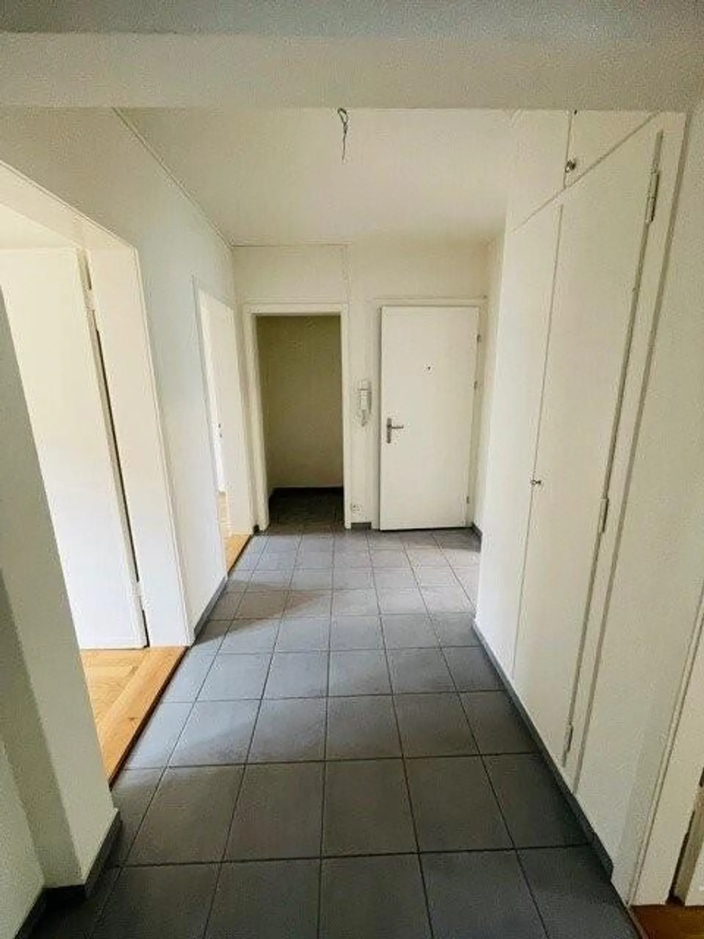 Gemütliche Wohnung nahe Birs und St. Jakob Park! - Foto 3 von 8