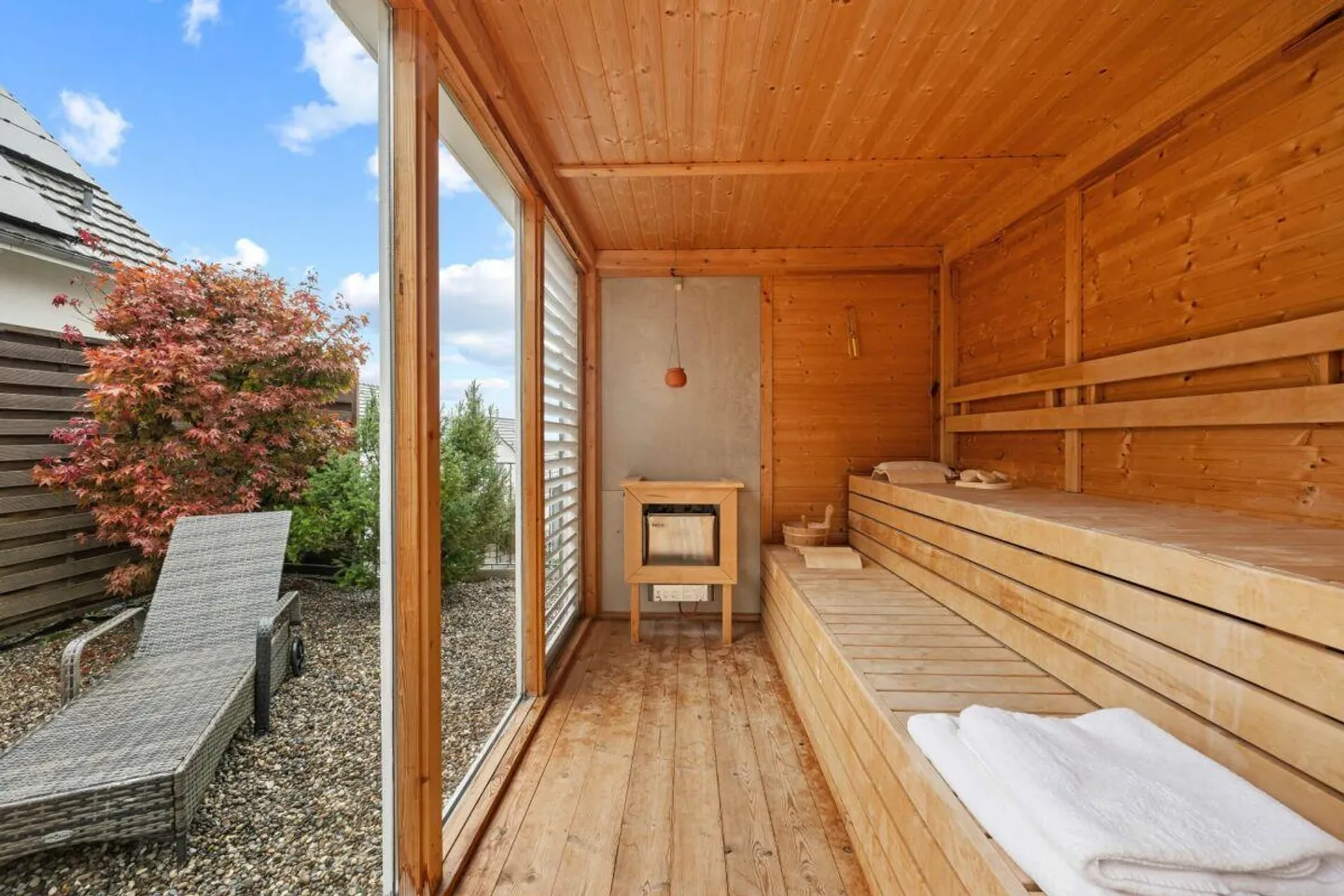 Your Oasis of Well-Being in Zeiningen. - Photo 17 of 24