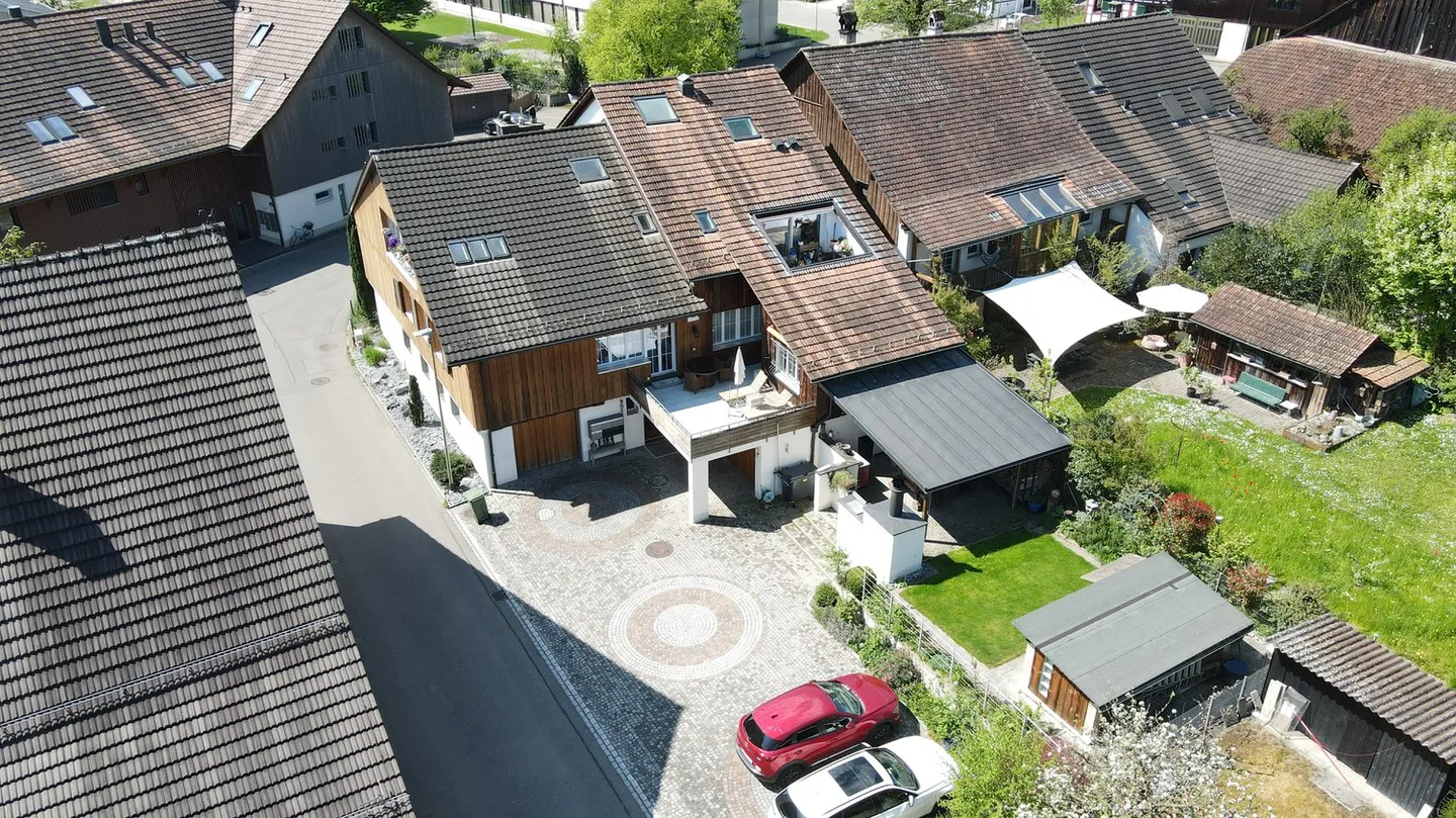 Object of desire with yield potential in a quiet and central location in Dietlikon - Photo 4 of 21