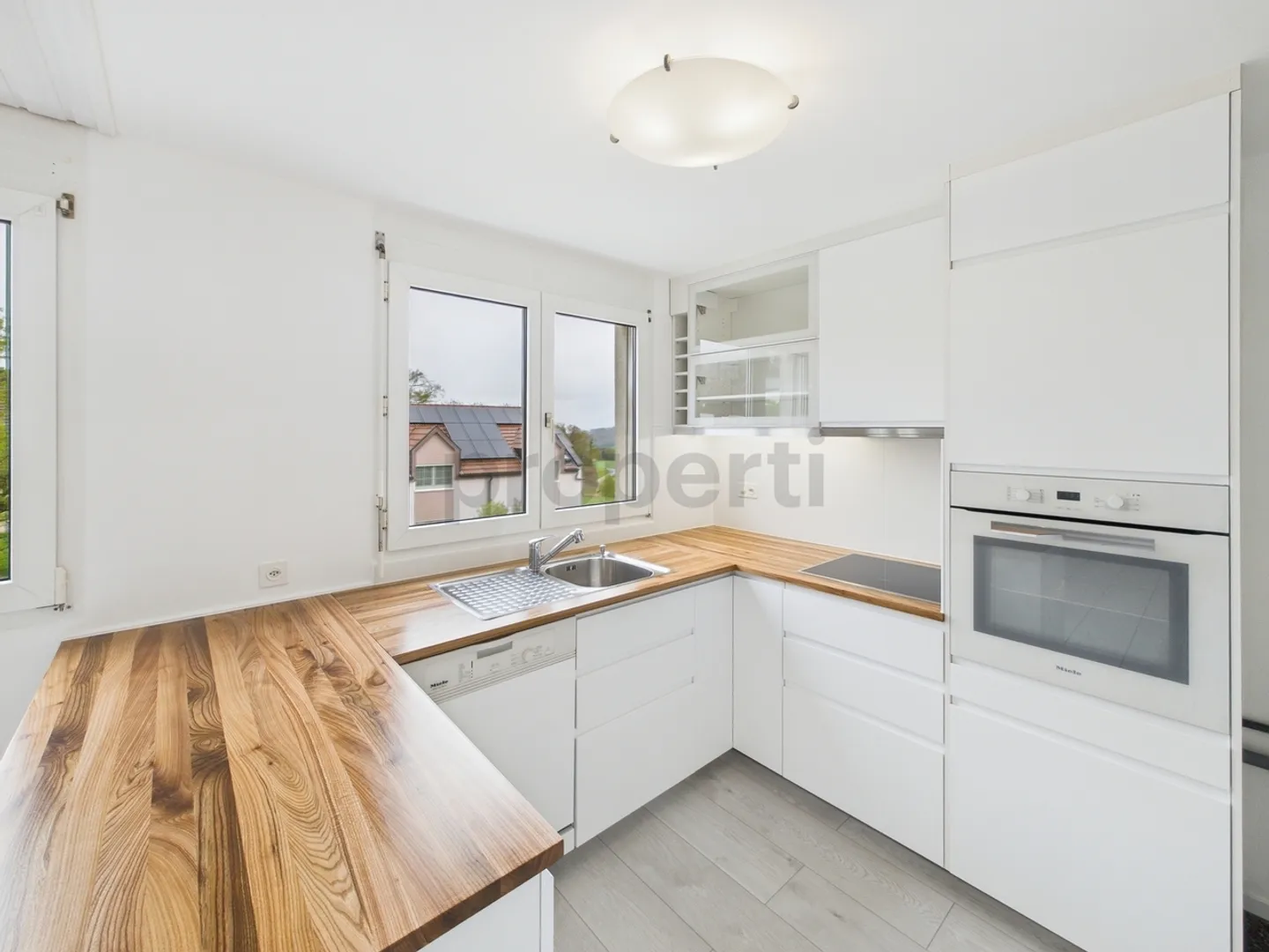 Charmant appartement en duplex rénové à La Brillaz (FR)  idéal pour les familles - Photo 2 sur 12