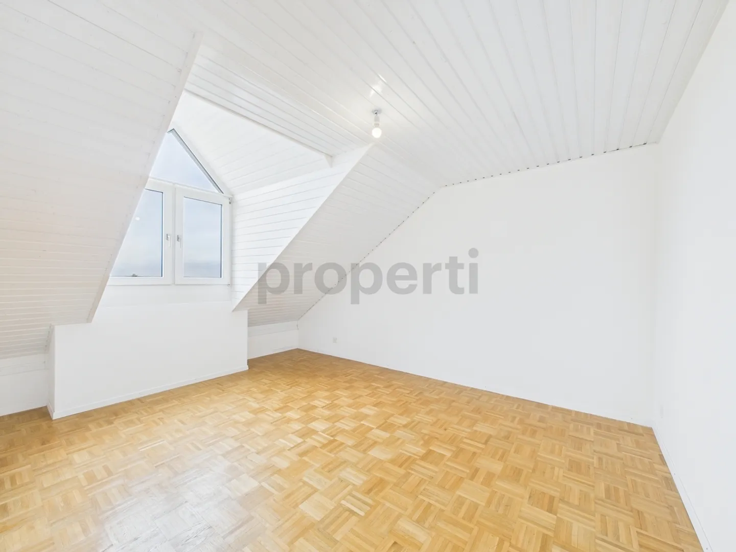 Charmant appartement en duplex rénové à La Brillaz (FR)  idéal pour les familles - Photo 4 sur 12