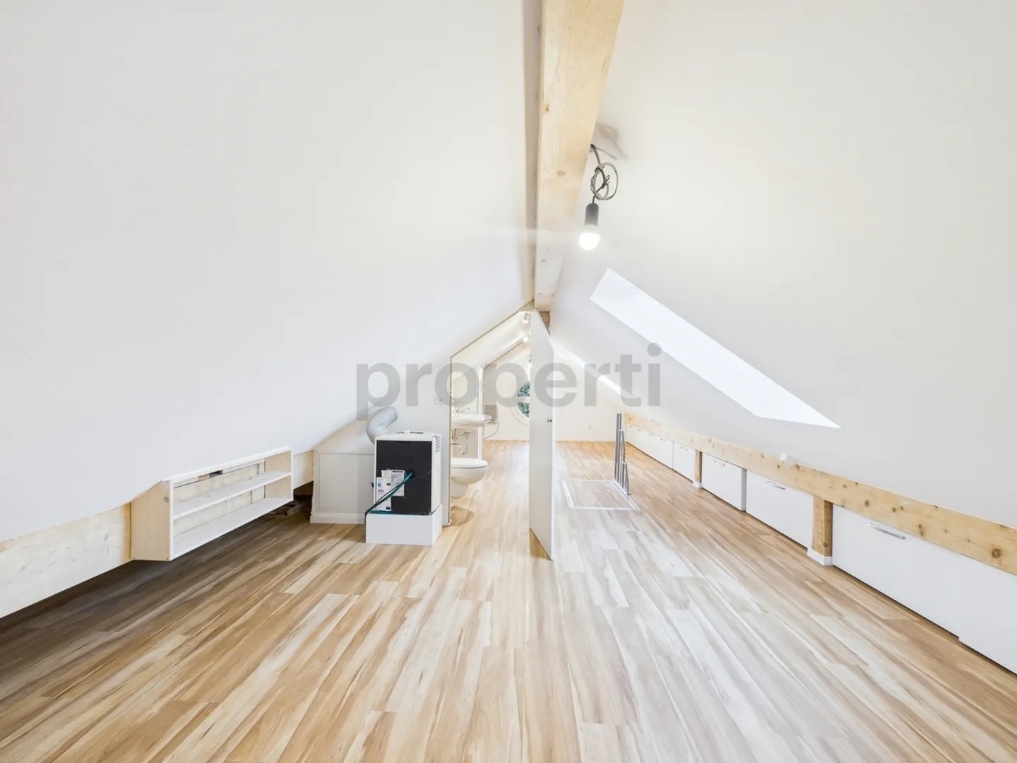 Charmant appartement en duplex rénové à La Brillaz (FR)  idéal pour les familles - Photo 7 sur 12