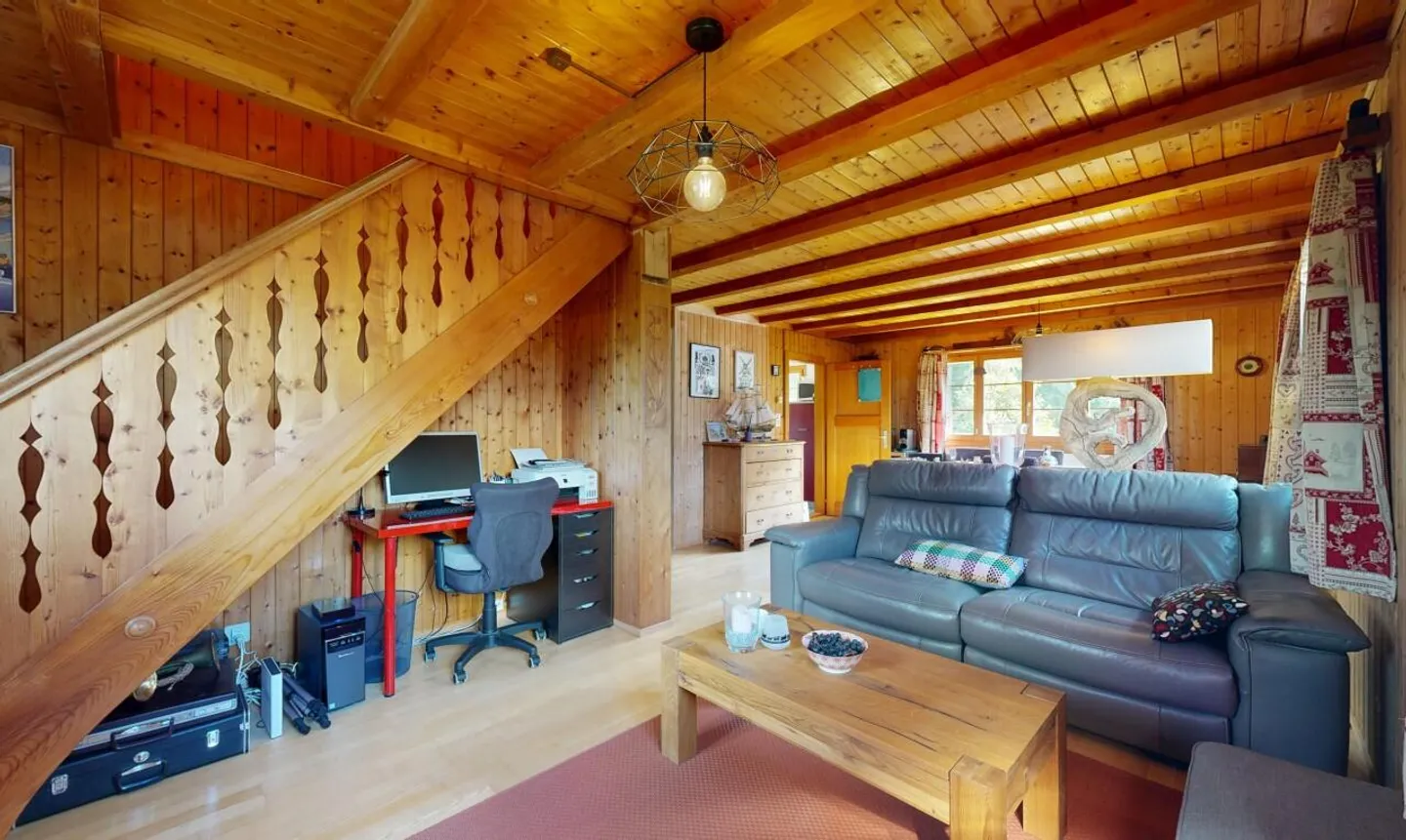 Exklusiv: Wunderschönes Chalet mit 4 Schlafzimmern und großem Garten - Foto 9 von 11