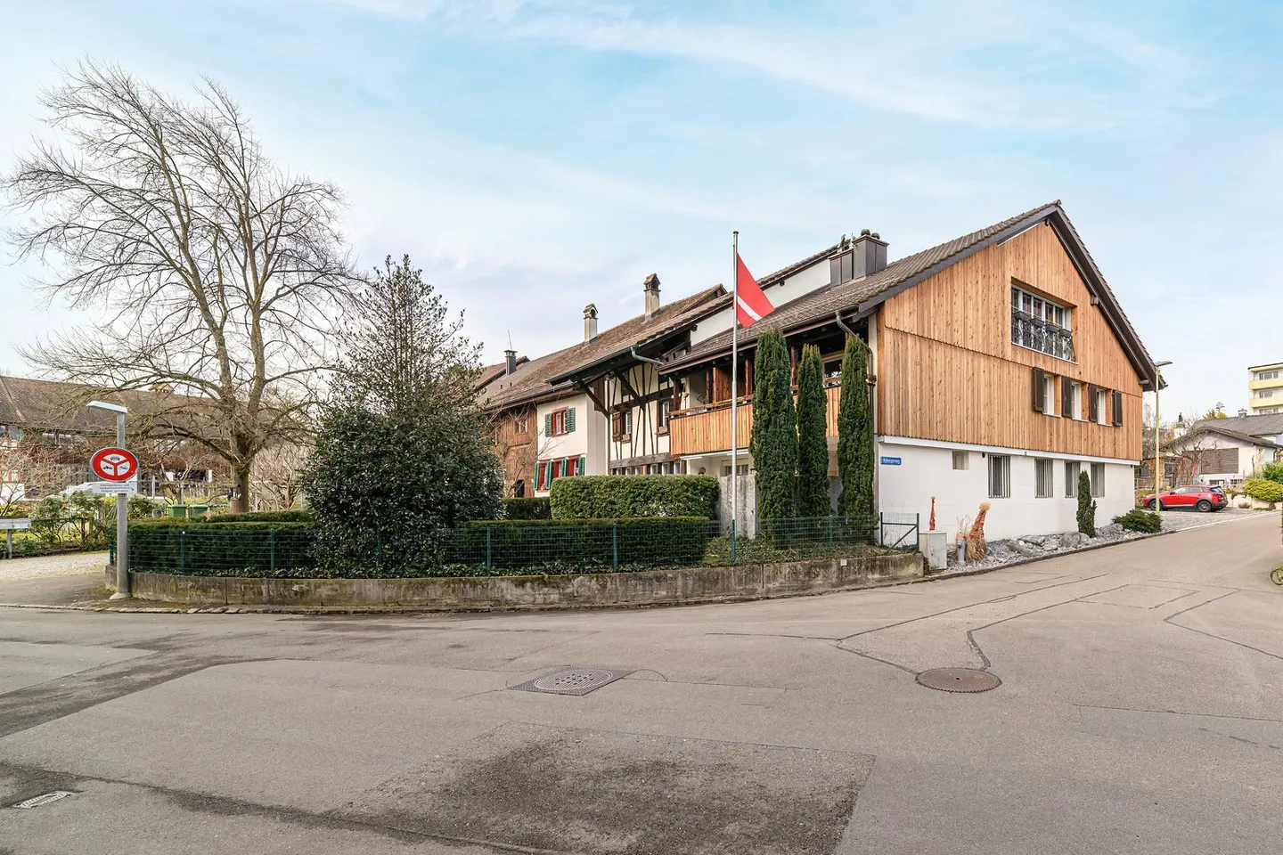 Object of desire with yield potential in a quiet and central location in Dietlikon - Photo 16 of 21