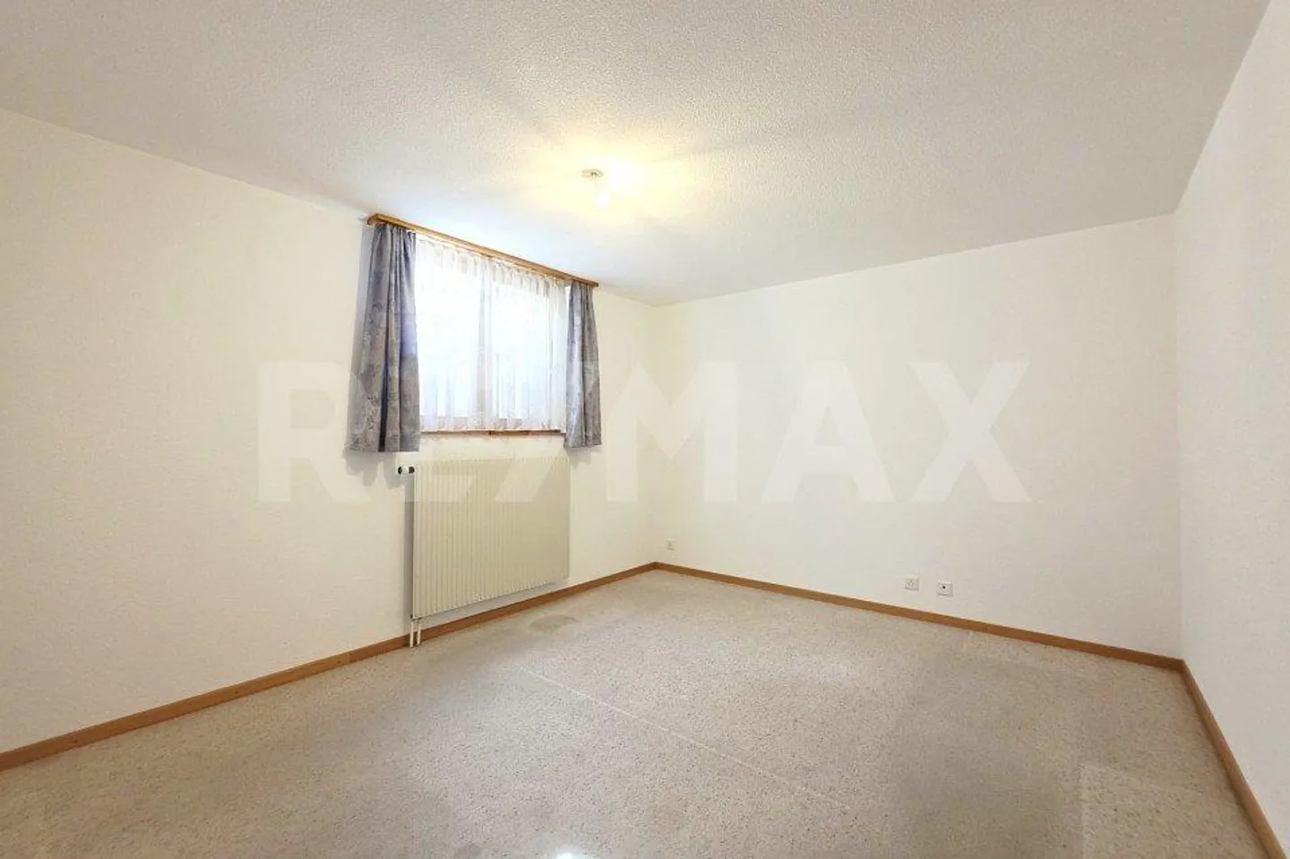 Grosszügige 2.5-Zimmerwohnung mit Rhonetalblick in Guttet-Feschel - Photo 10 of 13