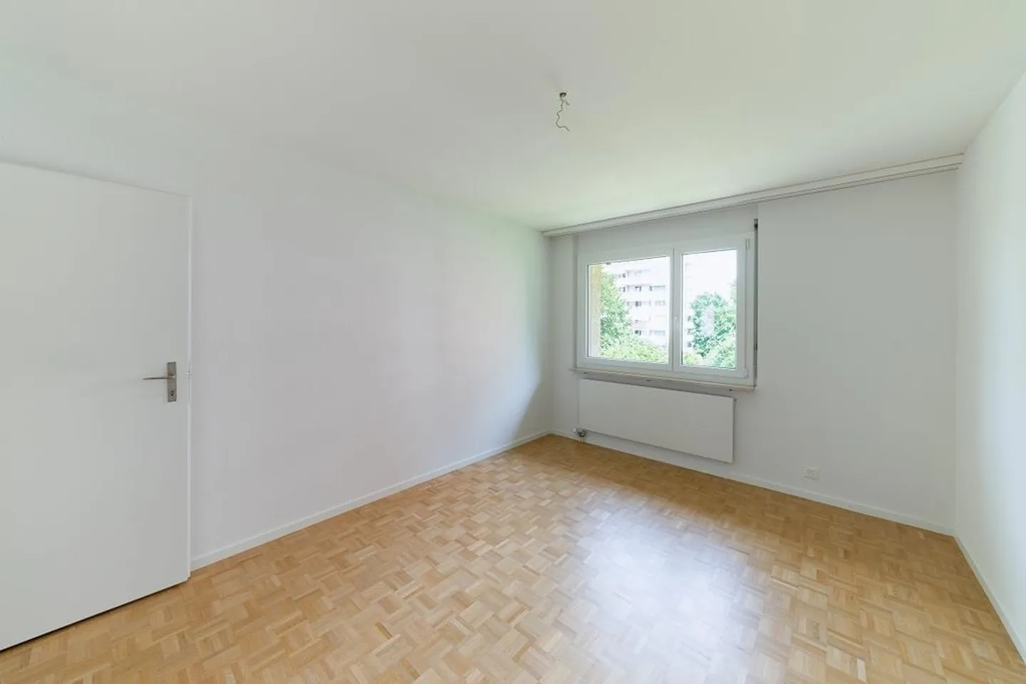 Geräumige Wohnung mit Balkon - Foto 2 von 10