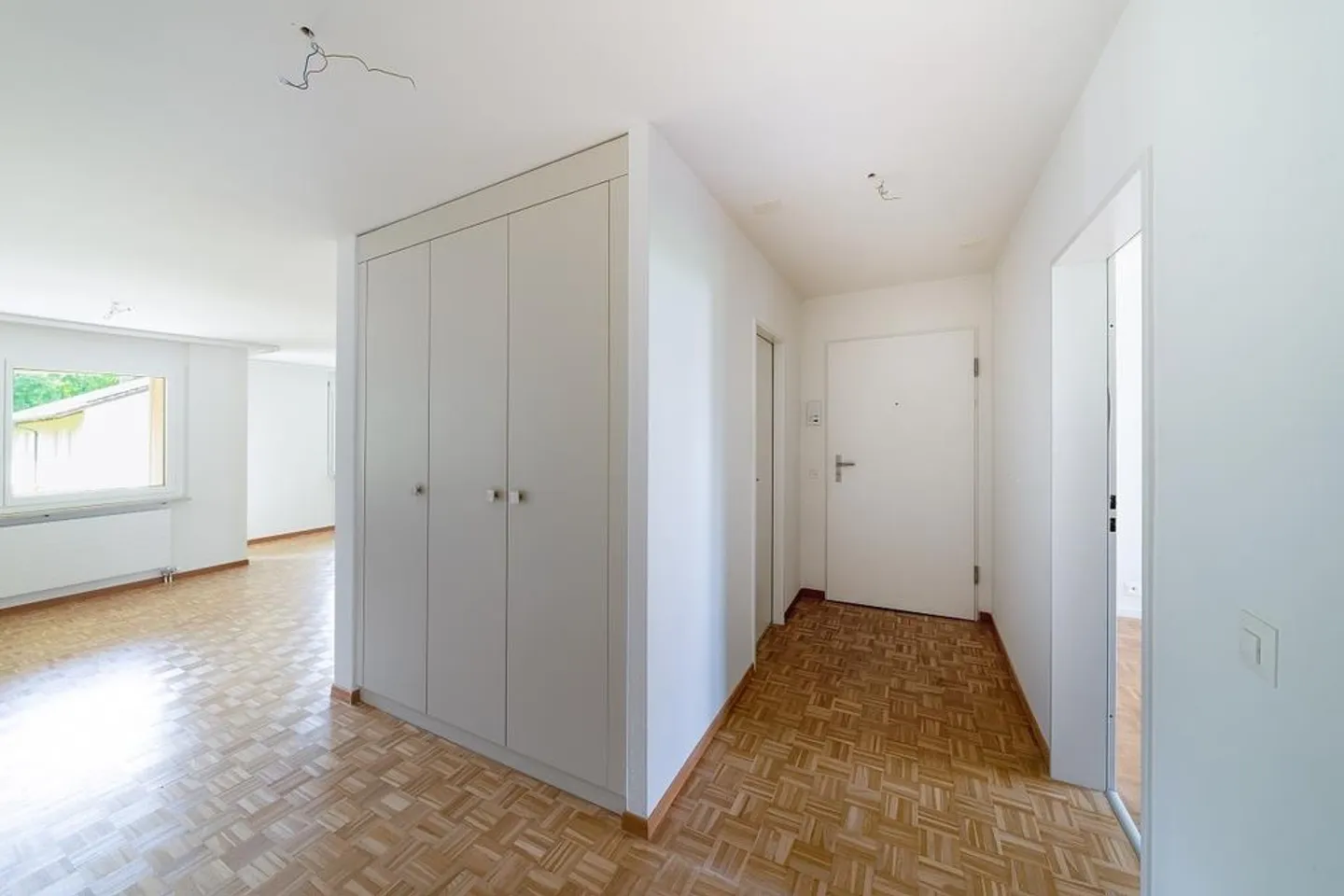 Geräumige Wohnung mit Balkon - Foto 4 von 10