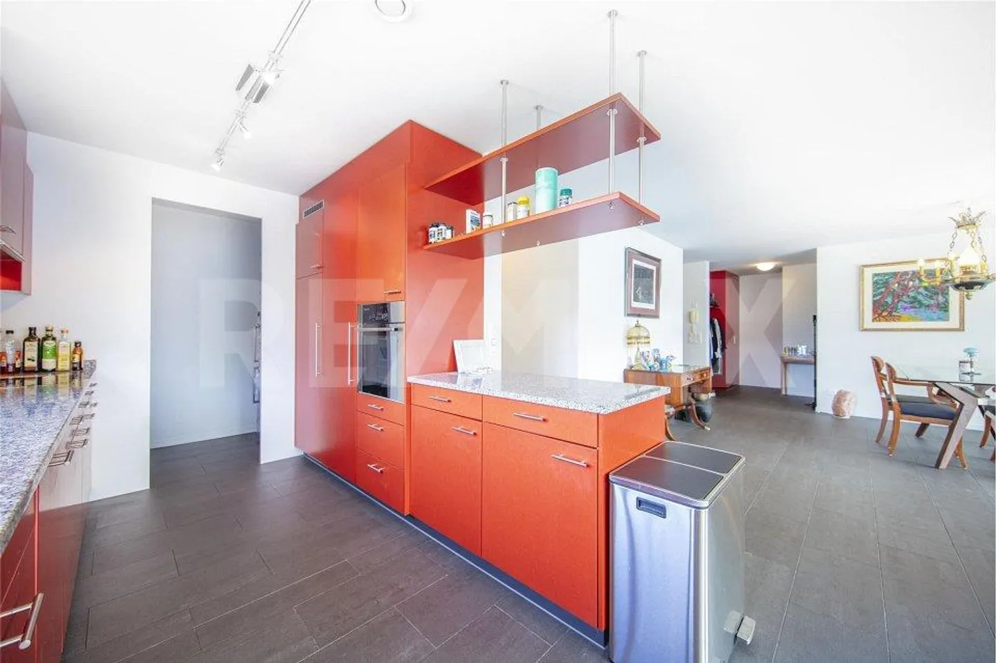Zentrale und moderne 4.5-Zimmer-Wohnung in 6438 Ibach-Schwyz - Photo 10 sur 13