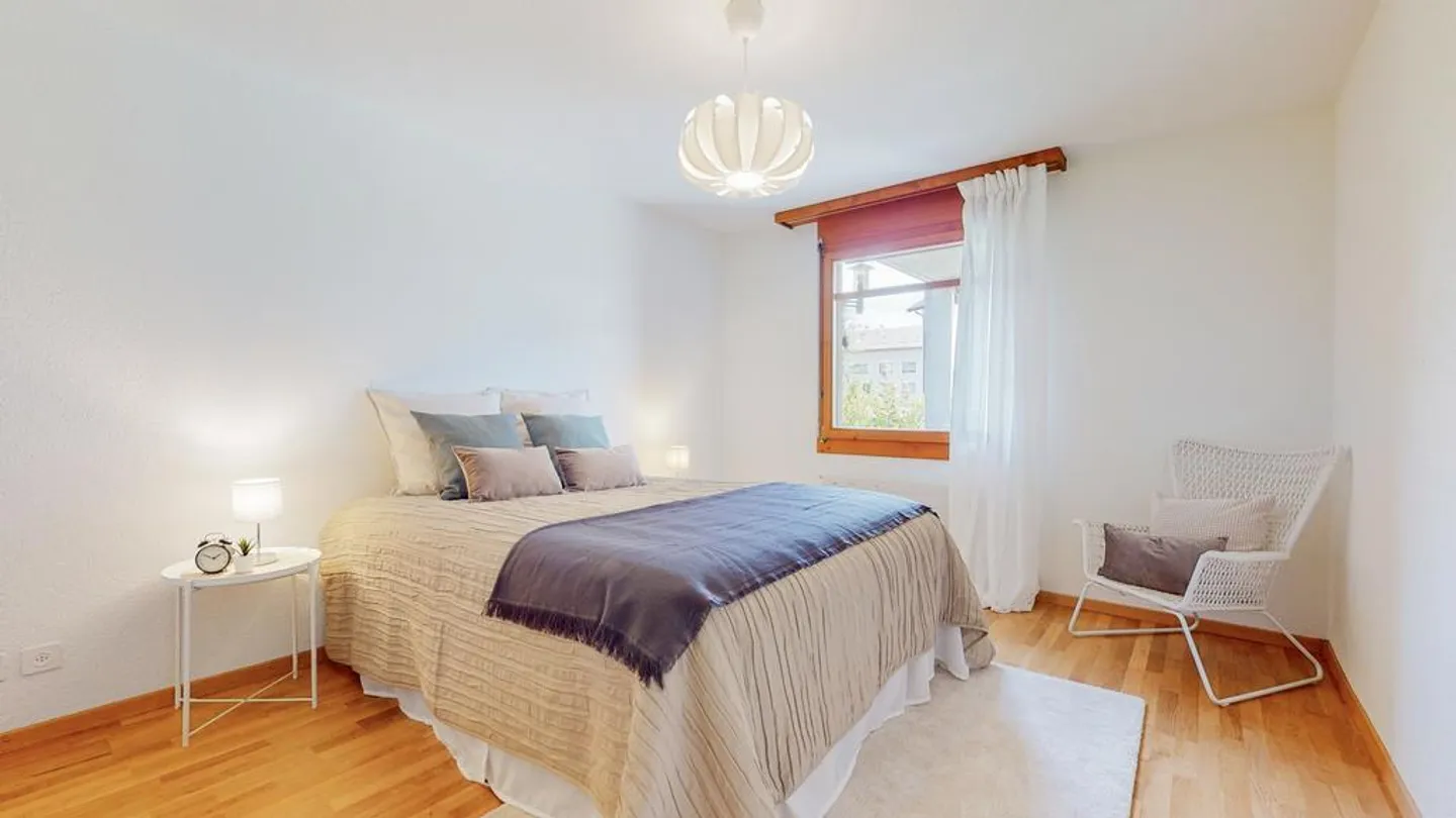 Posizione centrale nella regione - nel verde - appartamento di 4,5 stanze - Foto 3 di 6