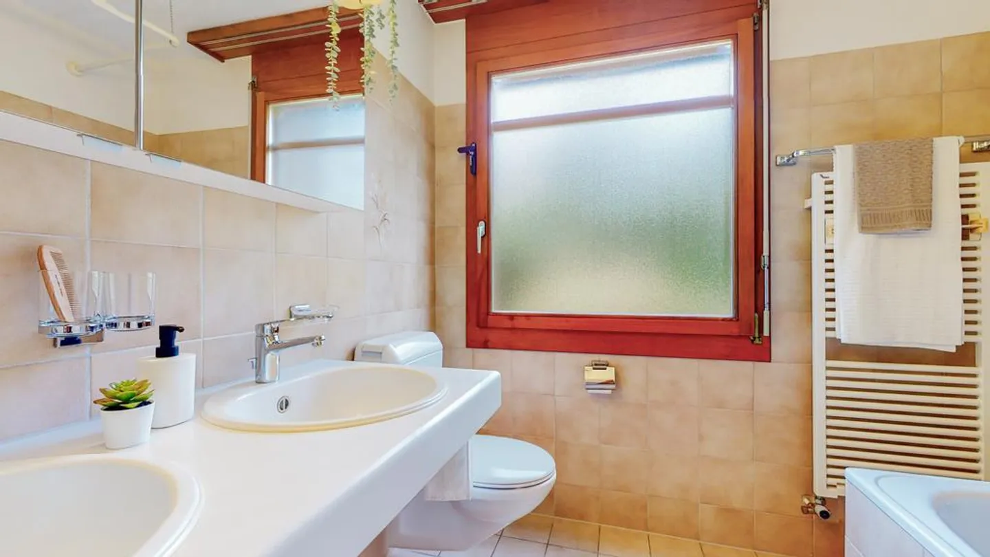 Posizione centrale nella regione - nel verde - appartamento di 4,5 stanze - Foto 6 di 6