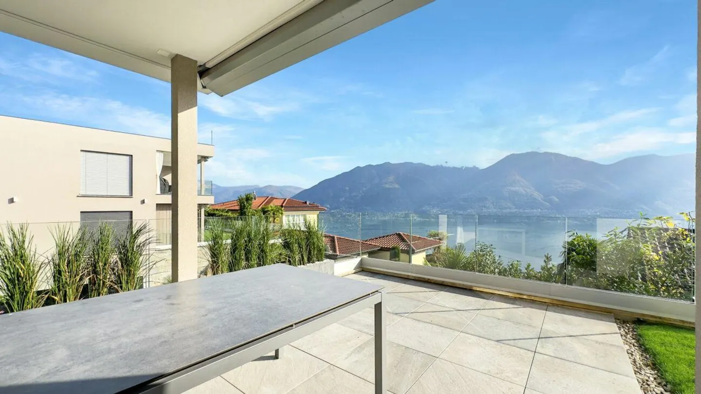Brione sopra Minusio - Beautiful Garden Apartment with Lake View - Photo 13 of 19