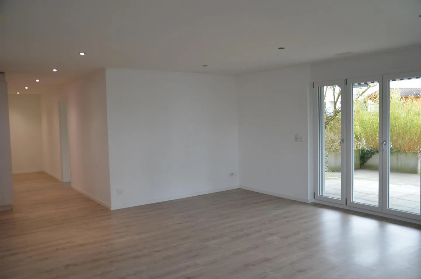 Moderne 3.5 Zimmer Wohnung - Foto 4 von 13