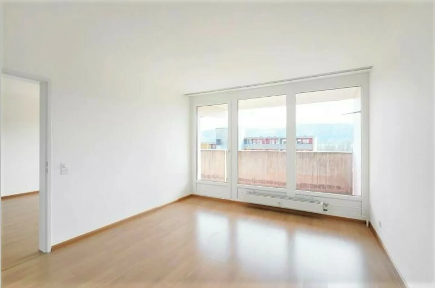 Living with a magnificent view - Photo 2 of 6
