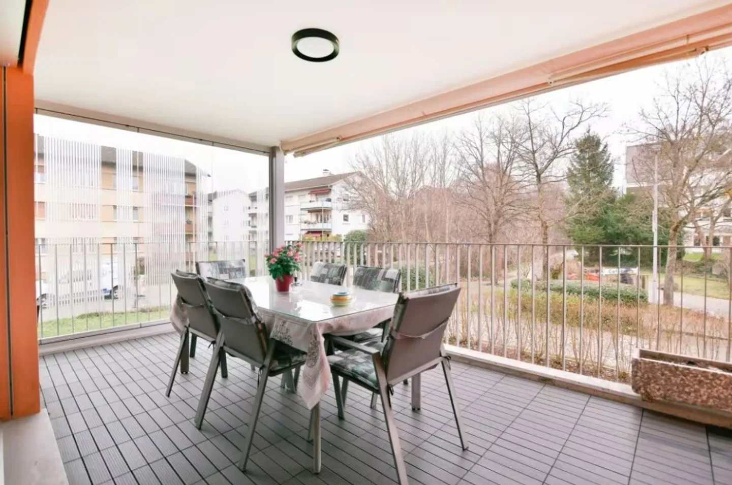 Apartment for rent - Photo 2 of 13