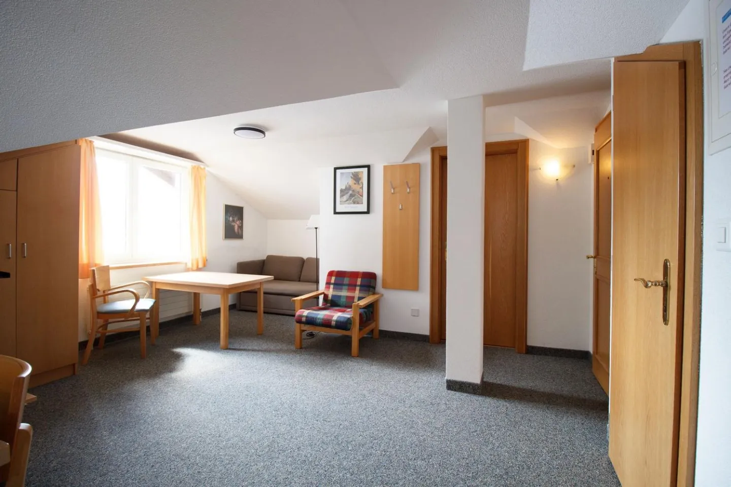 Appartement meublé 2.5 pièces - Photo 2 sur 10